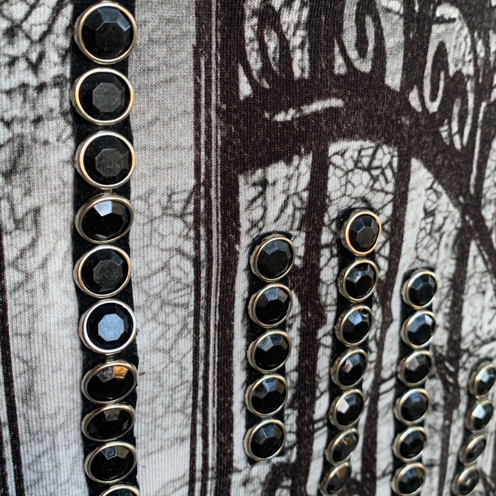 Save The Queen Black and grey illusion print dress with black jewel accents - Picture 6 of 13